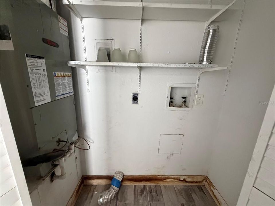 На продажу: $189,000 (3 спален, 2 ванн, 1176 Квадратных фут)
