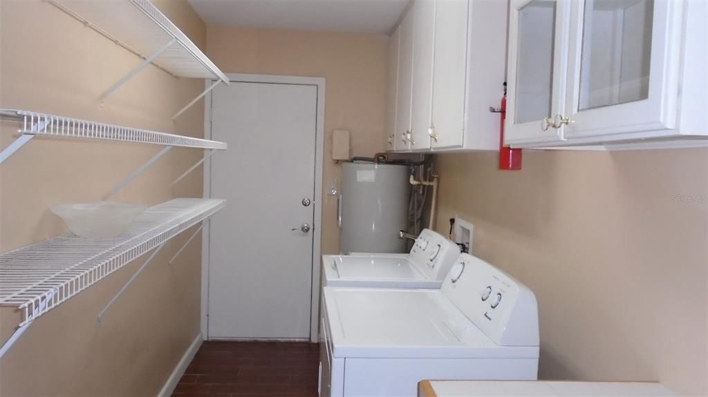 В аренду: $2,995 (3 спален, 2 ванн, 1995 Квадратных фут)