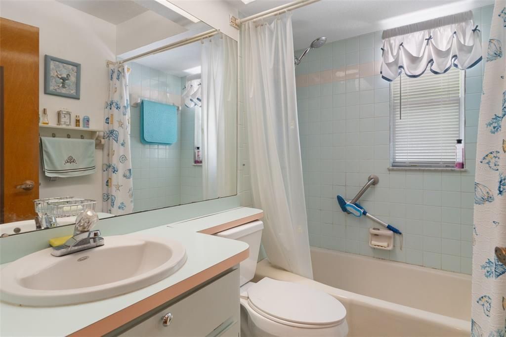 En Venta: $279,900 (3 camas, 2 baños, 1587 Pies cuadrados)