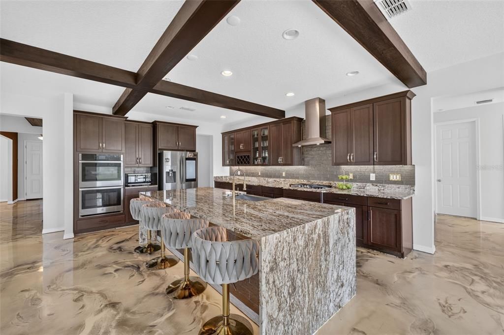 For Sale: $795,000 (5 beds, 4 baths, 4850 Square Feet)