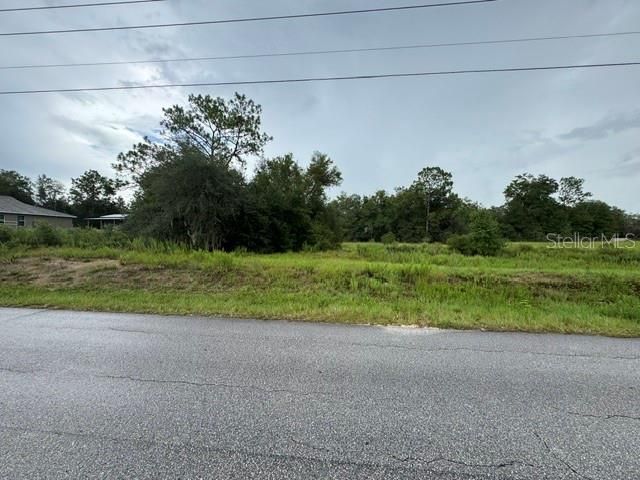 En Venta: $14,900 (0.94 acres)