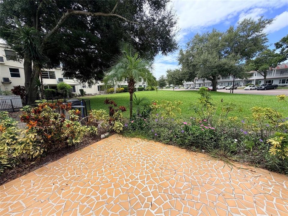 For Rent: $1,750 (2 beds, 2 baths, 1400 Square Feet)