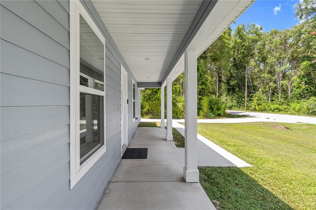 For Sale: $249,900 (3 beds, 2 baths, 1075 Square Feet)