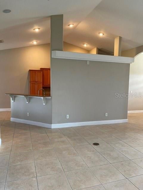 For Sale: $489,000 (3 beds, 3 baths, 2285 Square Feet)