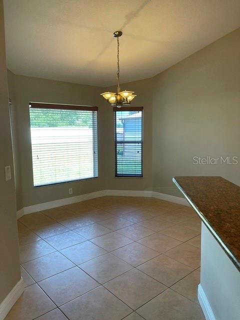 For Sale: $489,000 (3 beds, 3 baths, 2285 Square Feet)