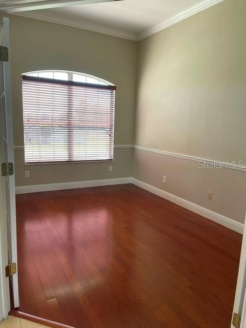 For Sale: $489,000 (3 beds, 3 baths, 2285 Square Feet)