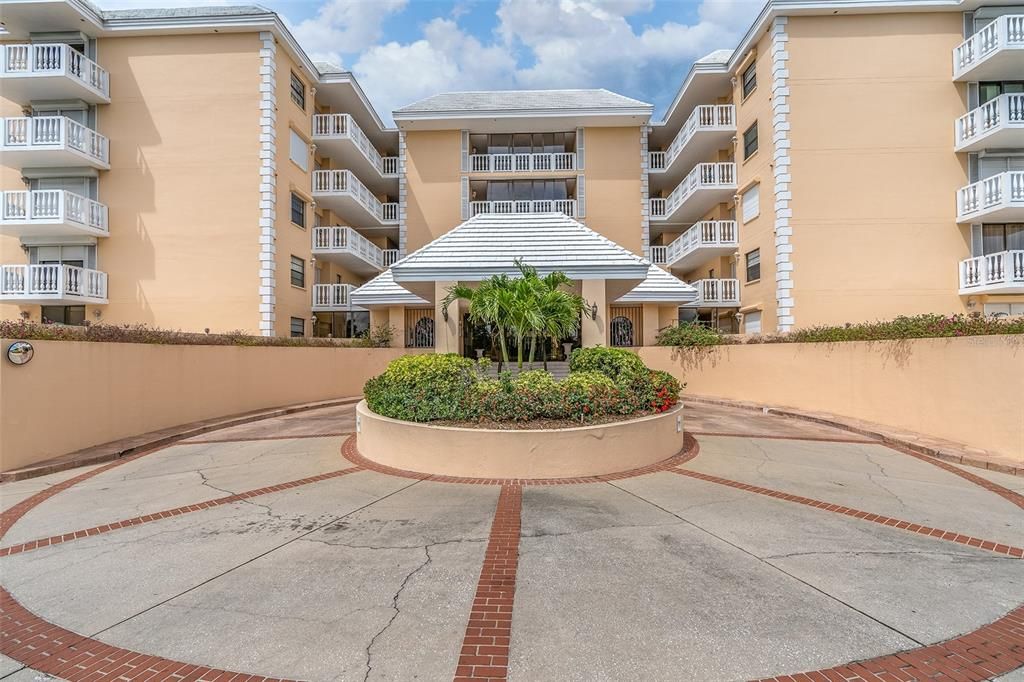 For Rent: $7,000 (2 beds, 2 baths, 2070 Square Feet)