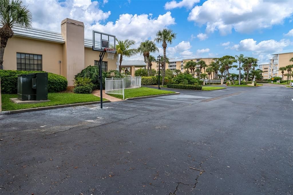 For Rent: $7,000 (2 beds, 2 baths, 2070 Square Feet)