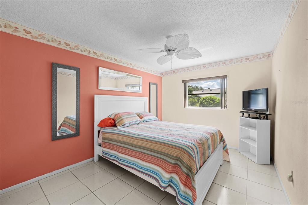 For Sale: $259,990 (2 beds, 2 baths, 1470 Square Feet)