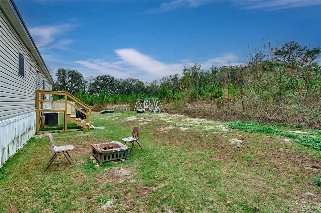 For Sale: $165,000 (4 beds, 3 baths, 2280 Square Feet)