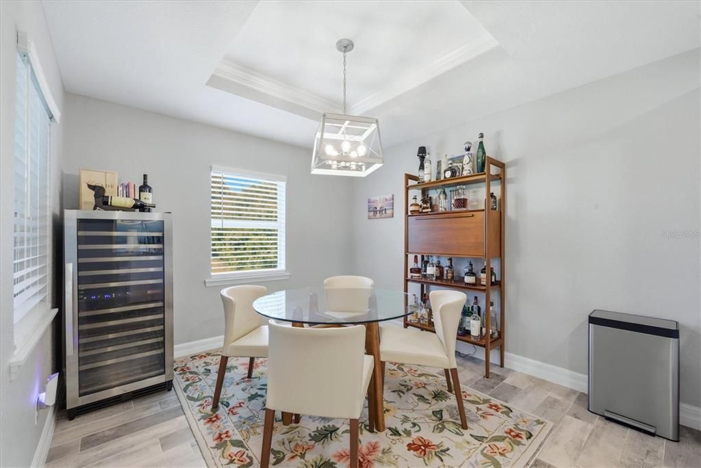 En Venta: $325,000 (3 camas, 2 baños, 1700 Pies cuadrados)