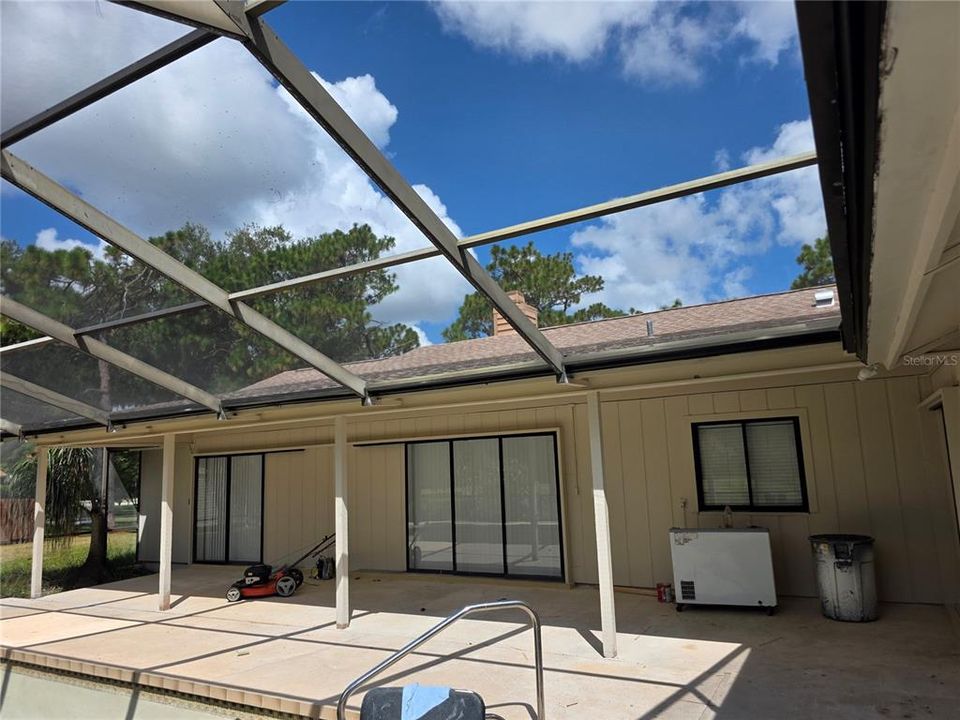 For Sale: $650,000 (3 beds, 2 baths, 1906 Square Feet)