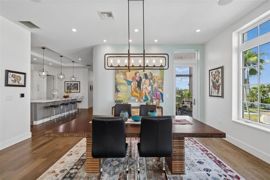 Active With Contract: $1,550,000 (3 beds, 2 baths, 2387 Square Feet)