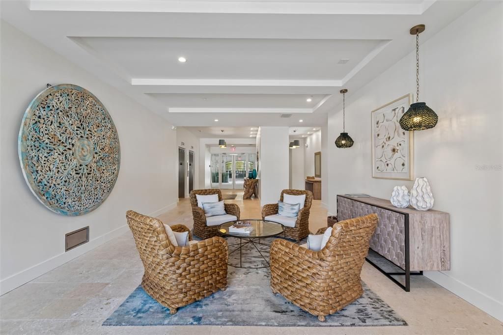 Active With Contract: $1,550,000 (3 beds, 2 baths, 2387 Square Feet)