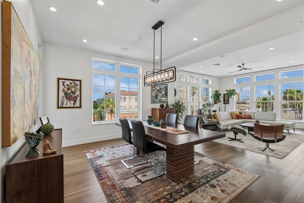 Active With Contract: $1,550,000 (3 beds, 2 baths, 2387 Square Feet)