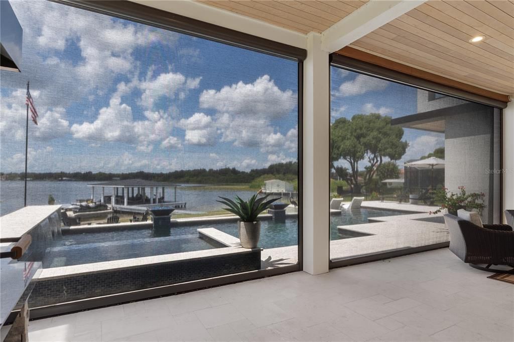 For Sale: $3,900,000 (6 beds, 5 baths, 6240 Square Feet)