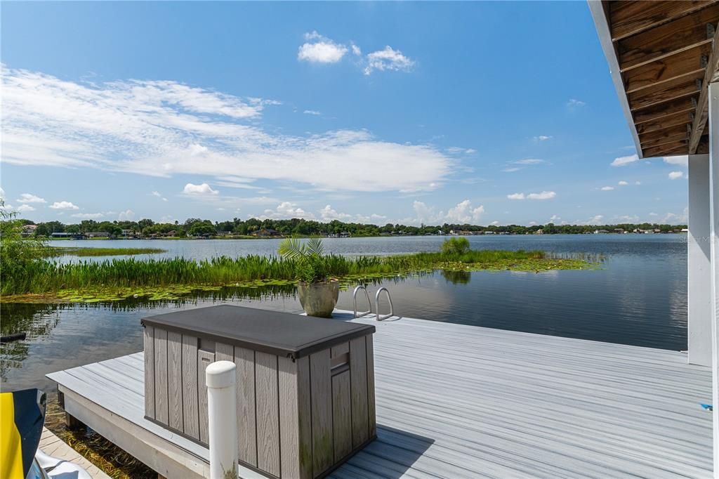 For Sale: $3,900,000 (6 beds, 5 baths, 6240 Square Feet)
