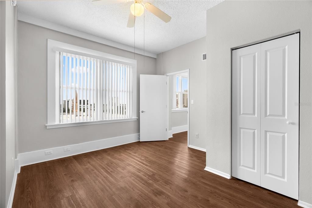В аренду: $3,650 (1 спален, 2 ванн, 636 Квадратных фут)