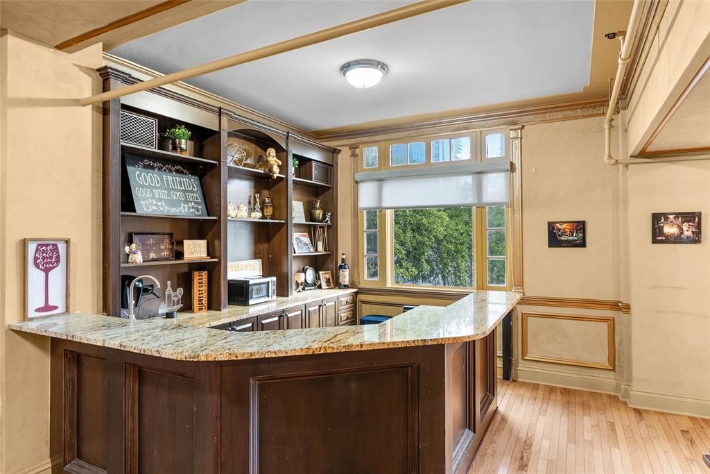 В аренду: $3,650 (1 спален, 2 ванн, 636 Квадратных фут)