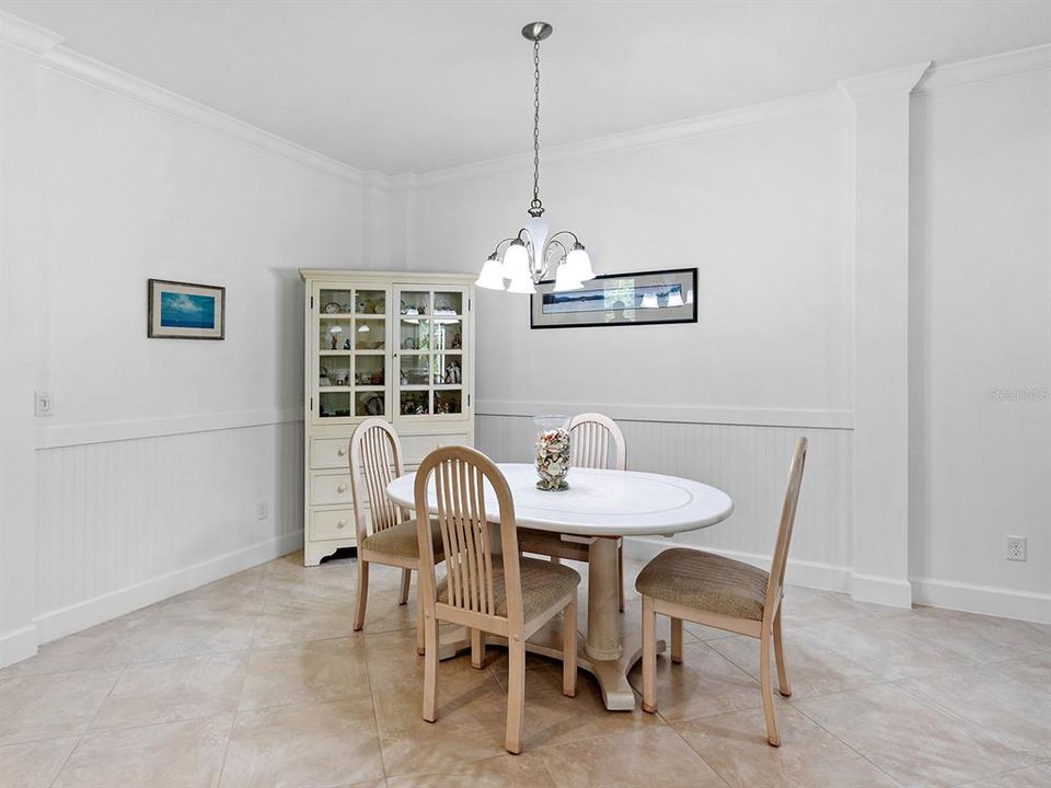 For Sale: $850,000 (3 beds, 3 baths, 2266 Square Feet)