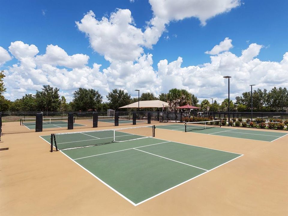 For Sale: $850,000 (3 beds, 3 baths, 2266 Square Feet)