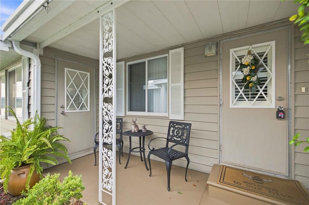 For Sale: $279,000 (2 beds, 2 baths, 1194 Square Feet)