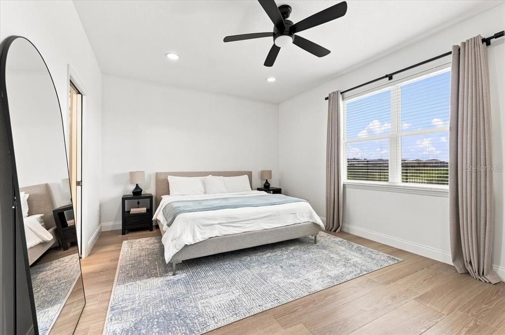 : $429,900 (4 camas, 2 baños, 2144 Pies cuadrados)