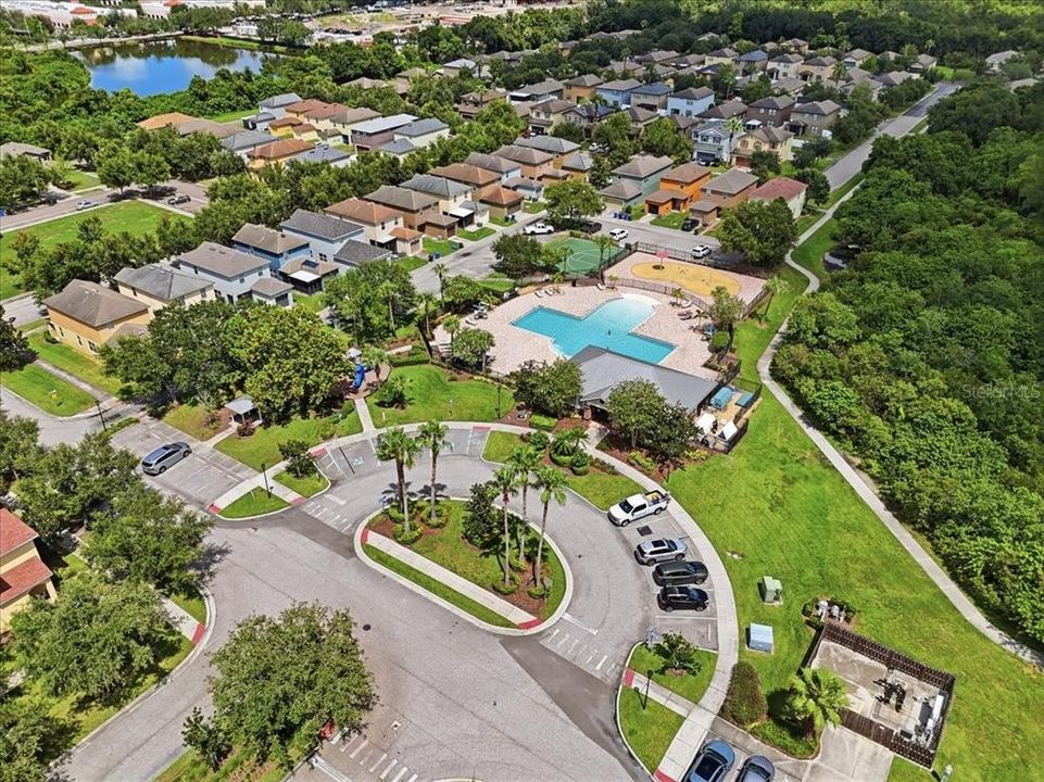 : $429,900 (4 camas, 2 baños, 2144 Pies cuadrados)