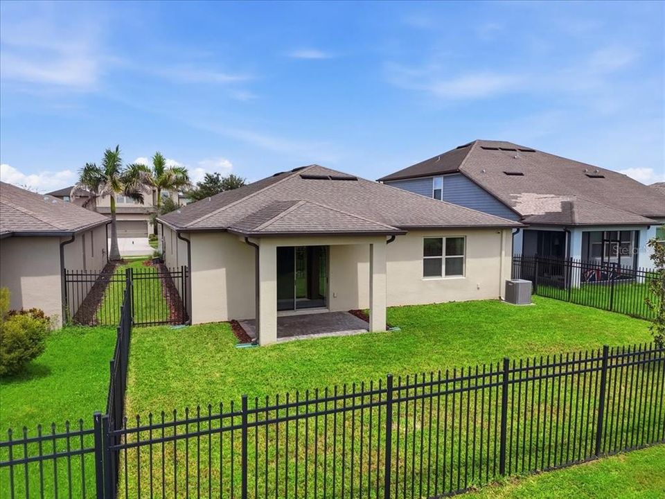 : $429,900 (4 camas, 2 baños, 2144 Pies cuadrados)