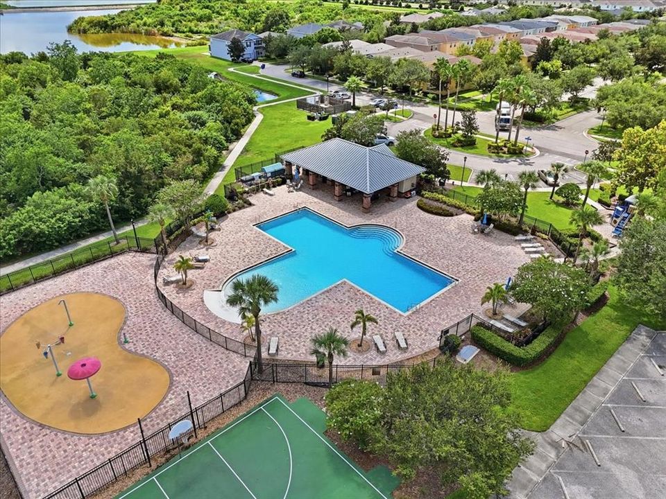: $429,900 (4 camas, 2 baños, 2144 Pies cuadrados)