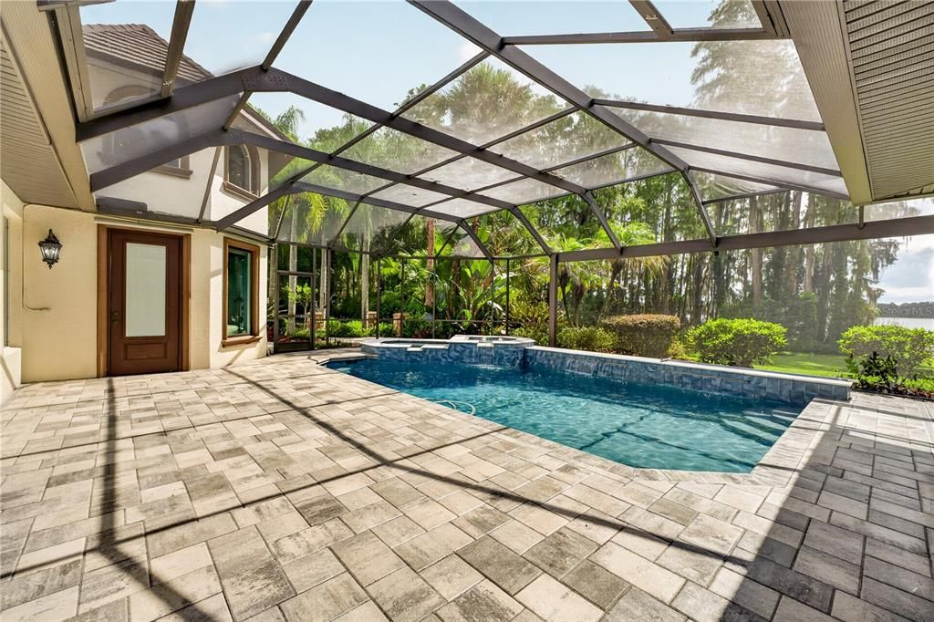 For Sale: $1,900,000 (3 beds, 3 baths, 4693 Square Feet)