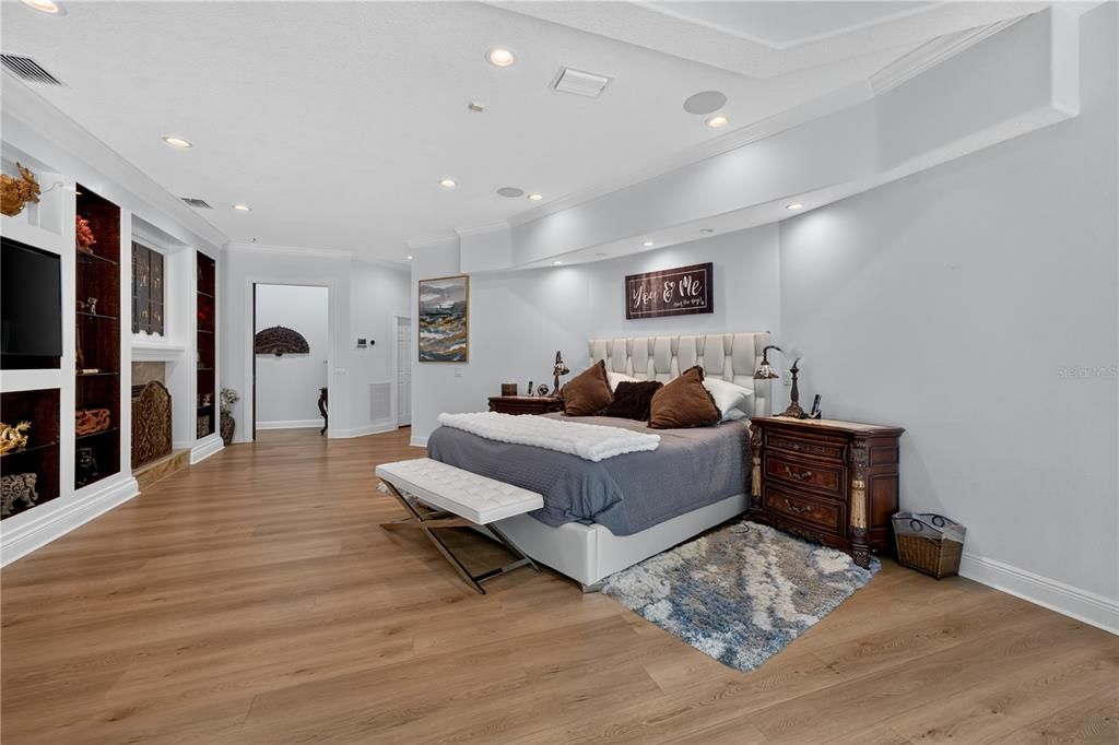 For Sale: $1,900,000 (3 beds, 3 baths, 4693 Square Feet)