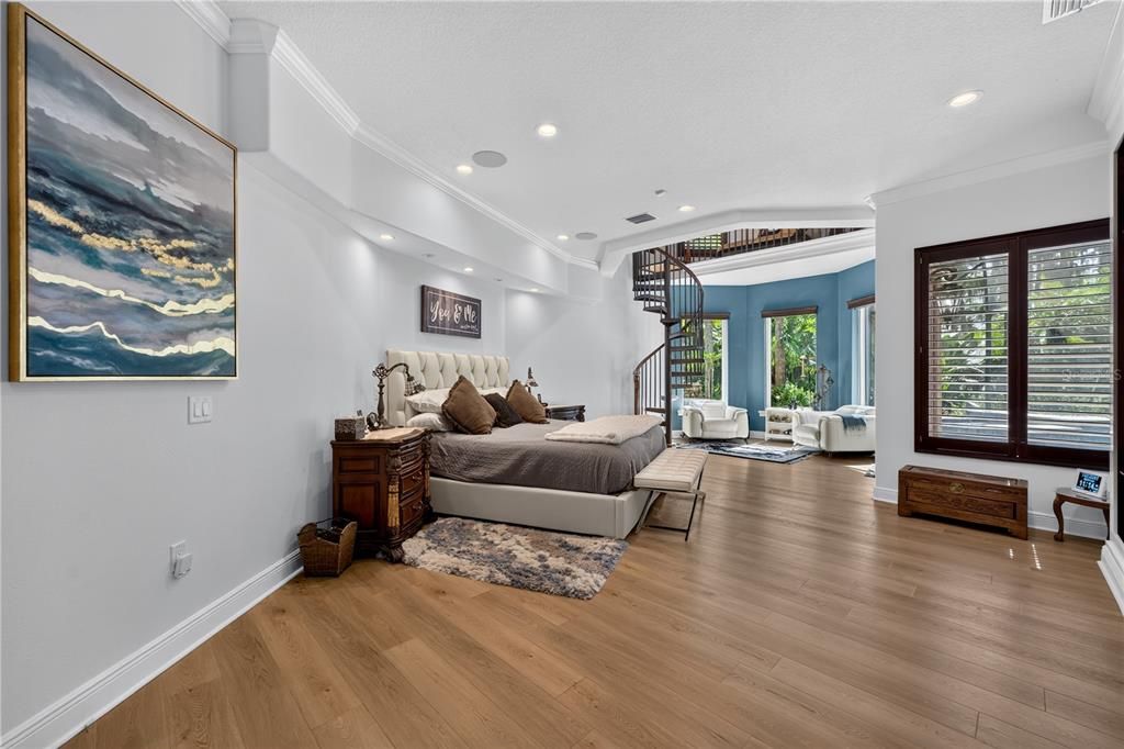 For Sale: $1,900,000 (3 beds, 3 baths, 4693 Square Feet)