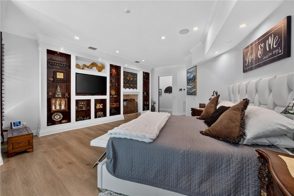 For Sale: $1,900,000 (3 beds, 3 baths, 4693 Square Feet)