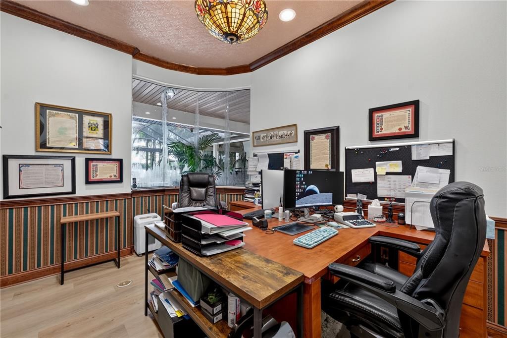 For Sale: $1,900,000 (3 beds, 3 baths, 4693 Square Feet)
