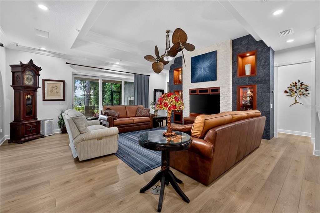 For Sale: $1,900,000 (3 beds, 3 baths, 4693 Square Feet)