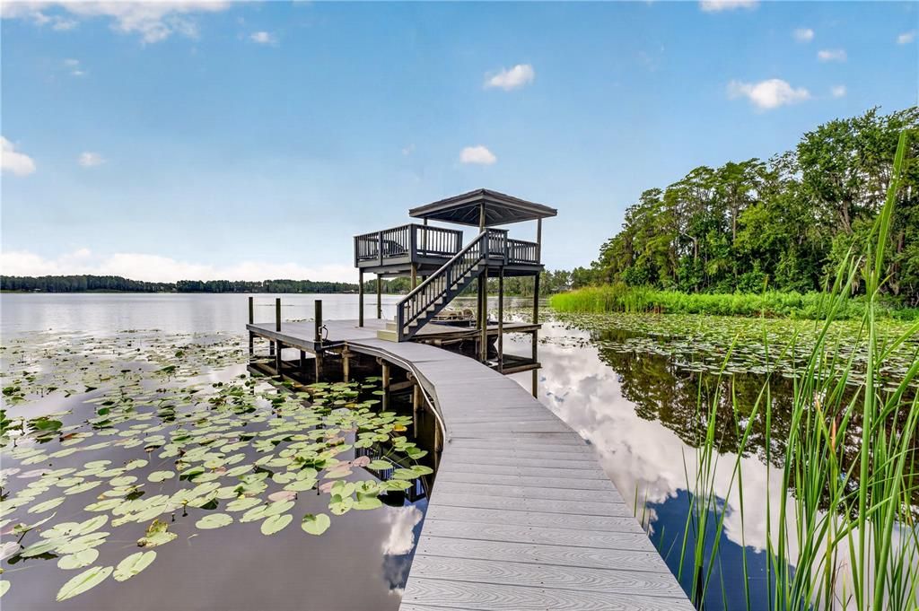 For Sale: $1,900,000 (3 beds, 3 baths, 4693 Square Feet)