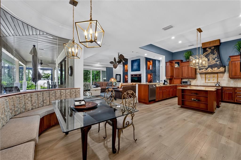 For Sale: $1,900,000 (3 beds, 3 baths, 4693 Square Feet)