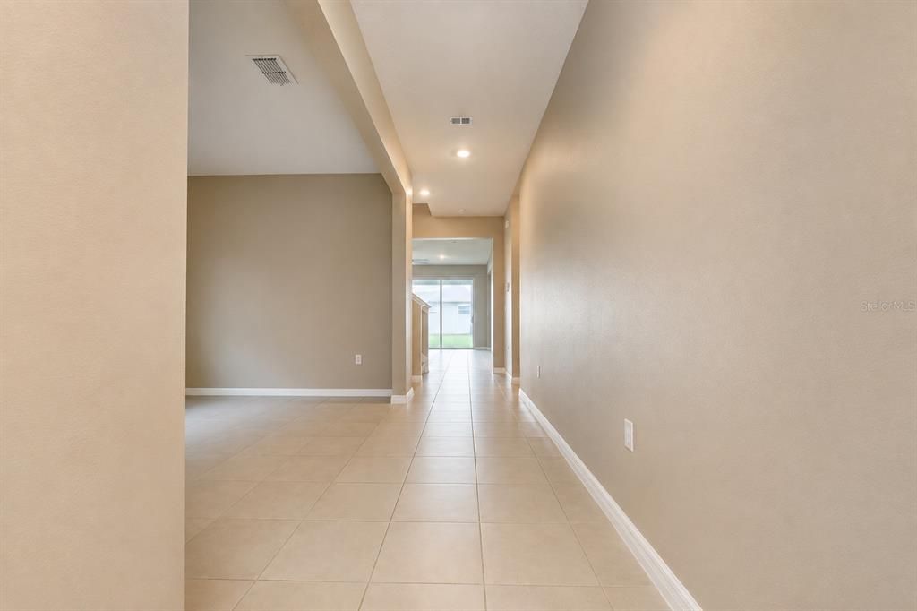 For Sale: $629,000 (5 beds, 4 baths, 4084 Square Feet)