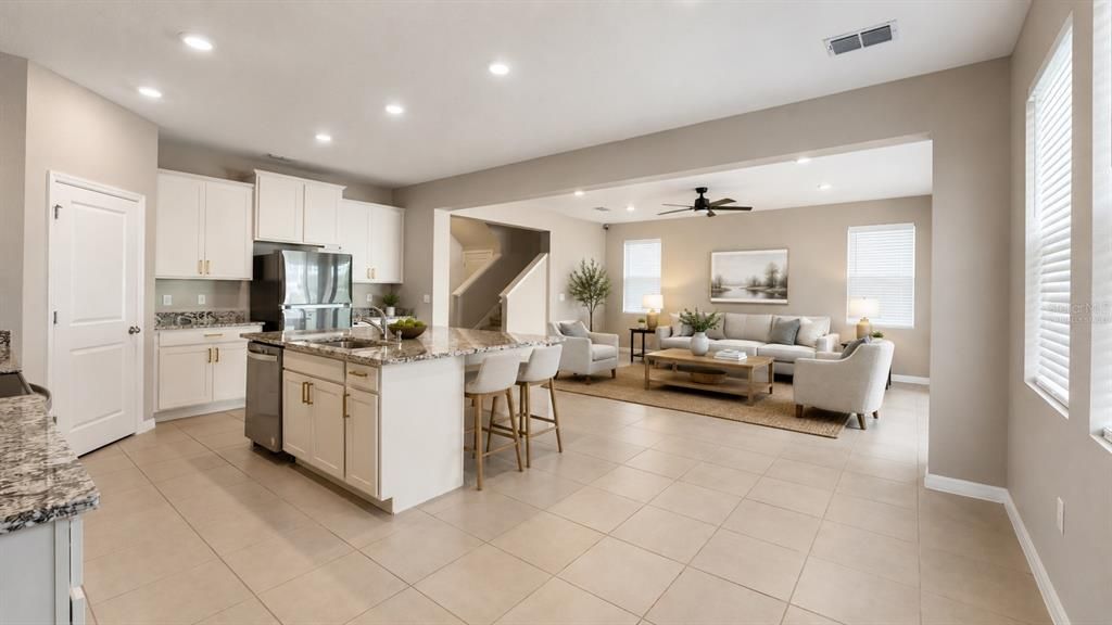 For Sale: $629,000 (5 beds, 4 baths, 4084 Square Feet)