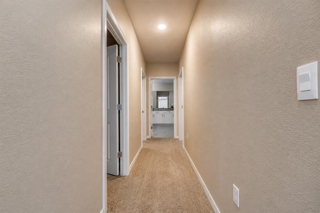 For Sale: $629,000 (5 beds, 4 baths, 4084 Square Feet)