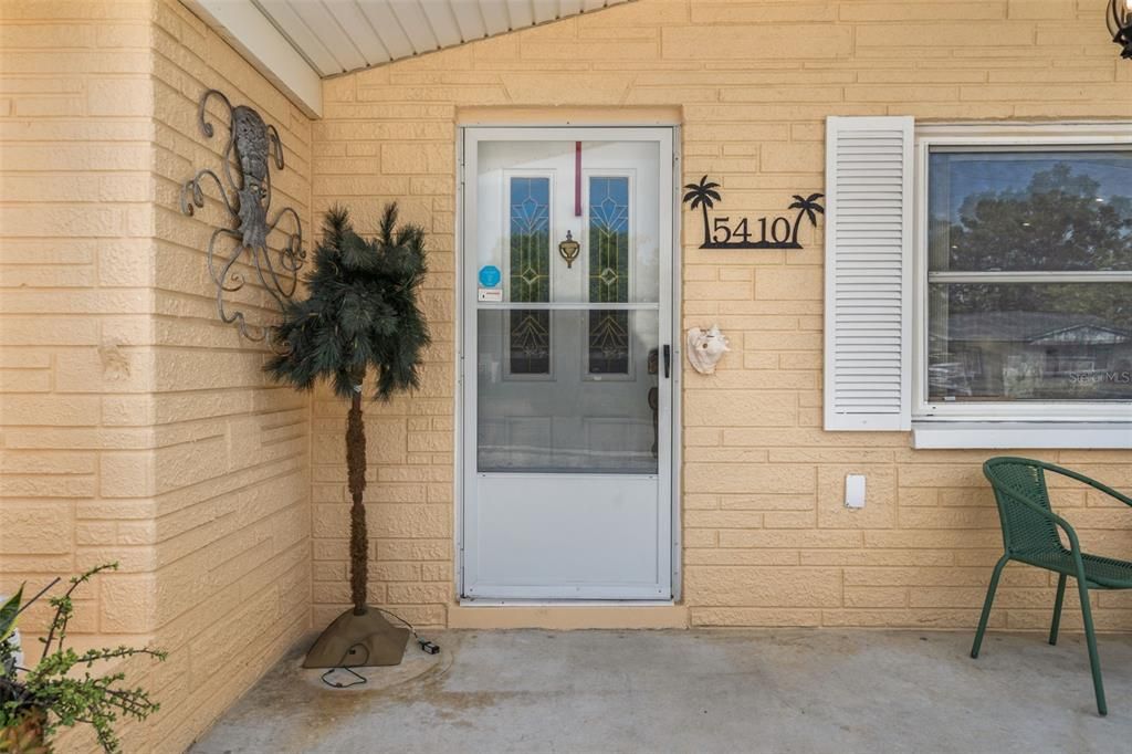 For Sale: $359,900 (2 beds, 2 baths, 1356 Square Feet)