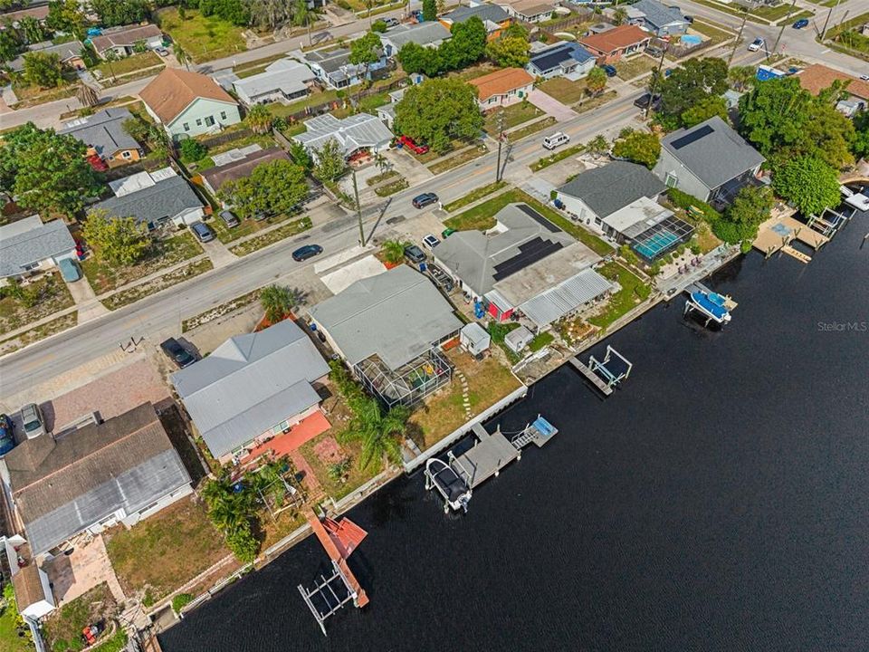 For Sale: $359,900 (2 beds, 2 baths, 1356 Square Feet)