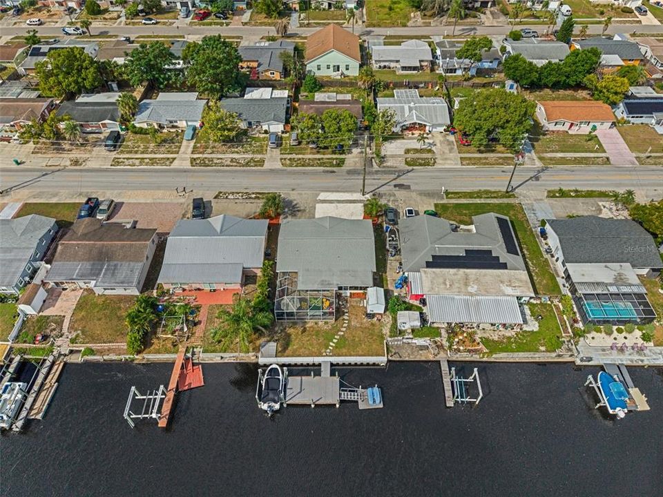 For Sale: $359,900 (2 beds, 2 baths, 1356 Square Feet)