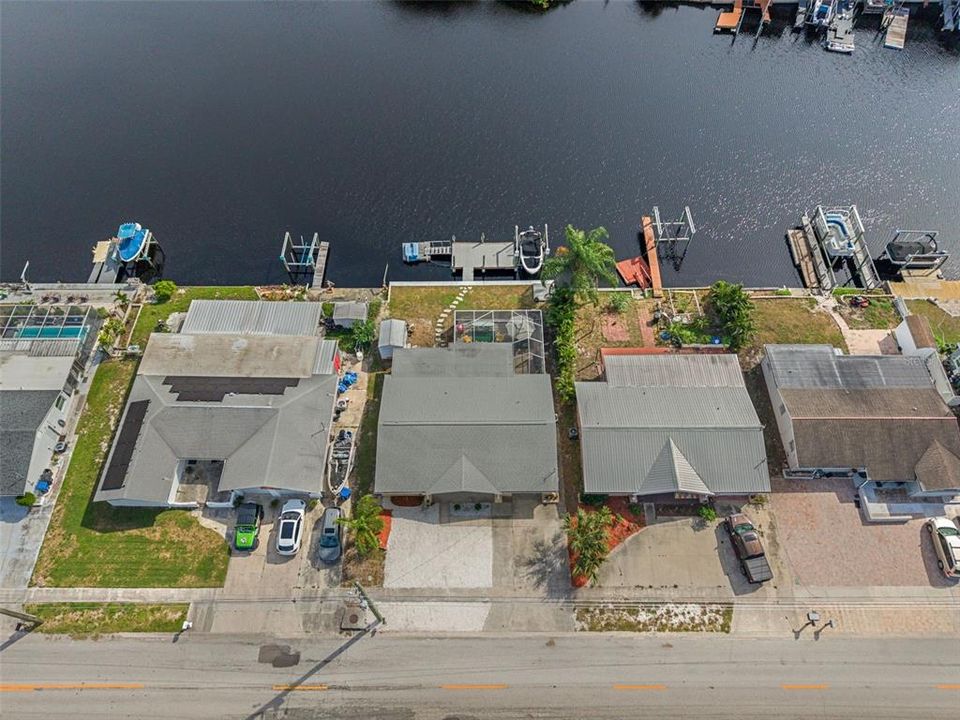For Sale: $359,900 (2 beds, 2 baths, 1356 Square Feet)