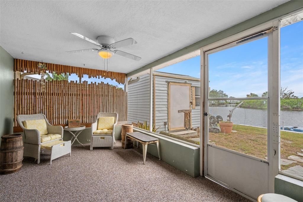 For Sale: $359,900 (2 beds, 2 baths, 1356 Square Feet)