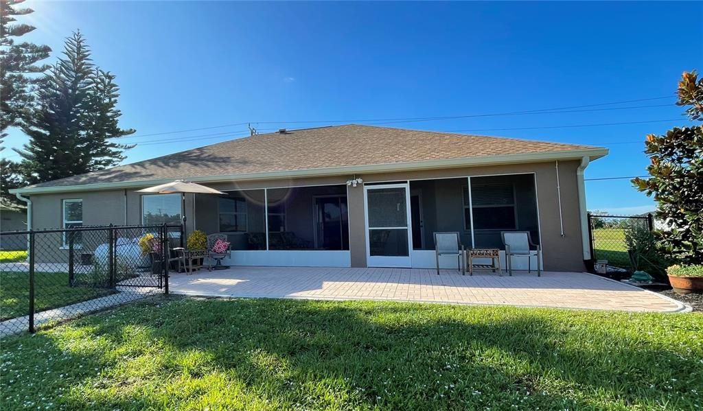 For Sale: $349,000 (3 beds, 2 baths, 1605 Square Feet)