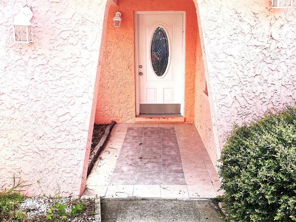 En Venta: $595,000 (3 camas, 2 baños, 1687 Pies cuadrados)