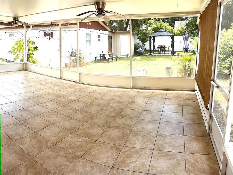 En Venta: $595,000 (3 camas, 2 baños, 1687 Pies cuadrados)