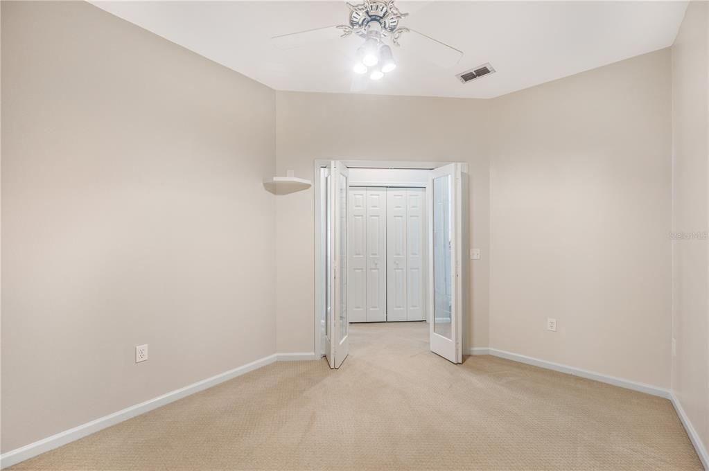 На продажу: $309,999 (2 спален, 2 ванн, 1624 Квадратных фут)